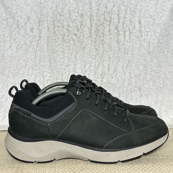 Skechers Shoes - Clarks Womens Black Wave 2.0 Nubuck/Textile Waterproof Lace Sneaker Shoes SZ 9.5